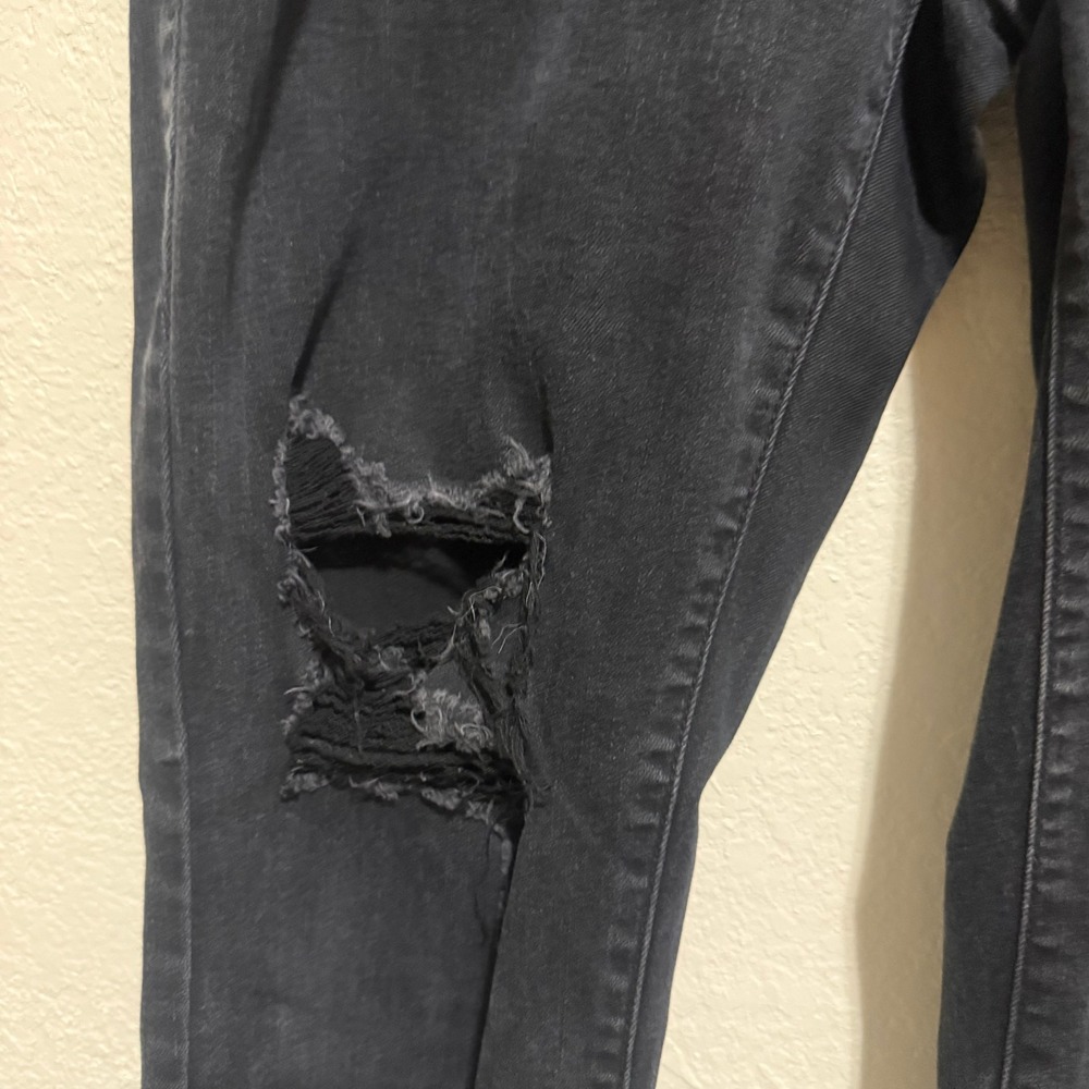 Judy Blue Black Distressed High Rise Boyfriend Jeans JB82161BK Size‎ 9/29 - Picture 7 of 16